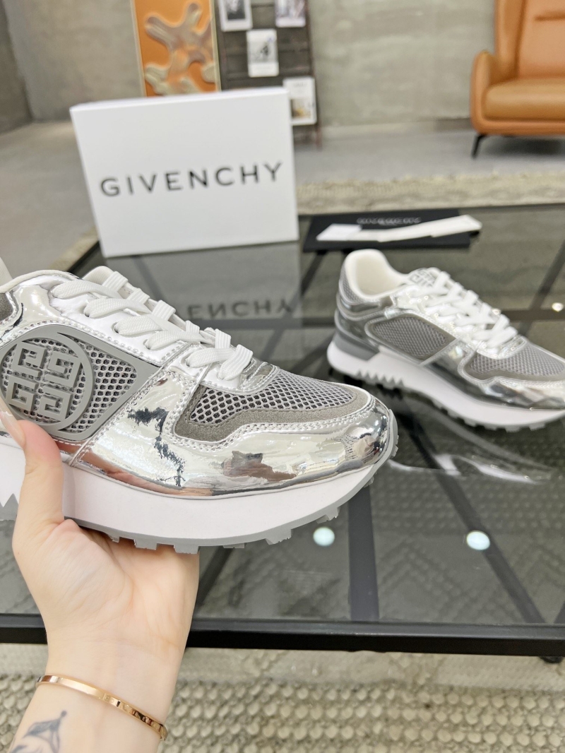 Givenchy Sneakers